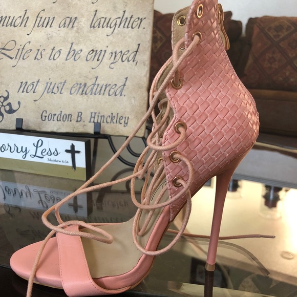 Lola Shoetique Shoes - Lace up heels / Pink